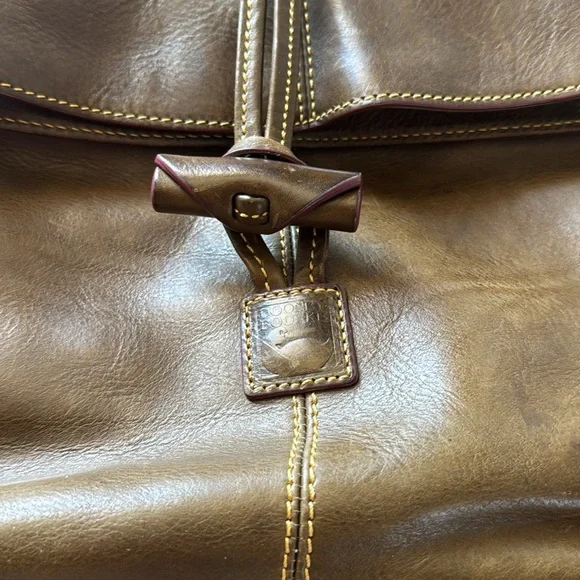 Dooney and Bourke brownish green hues shoulder/crossboy Florentine Leather Bag - Picture 4 of 17